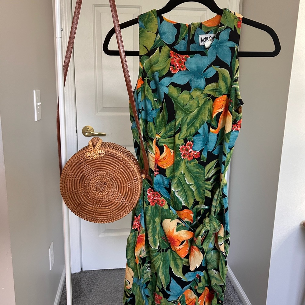 Vintage Hawaiian Dress Size 9/10 Small